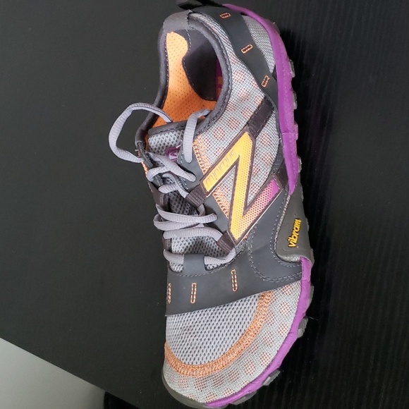 New Balance Minimus Vibram sz.9. Pre-owned Gray & Purple Made in USA - Picture 9 of 11